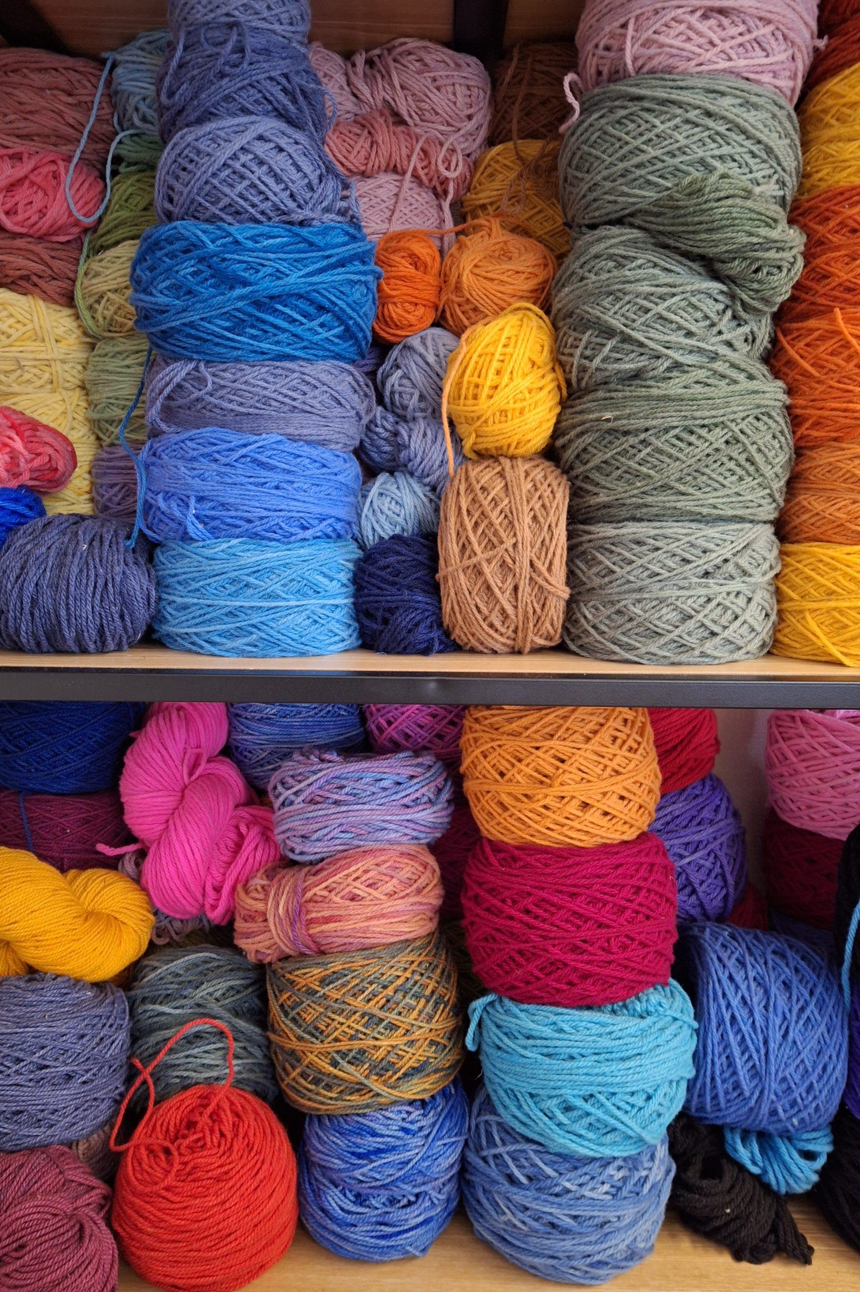 Savoir Faire et Découverte - Créer son atelier artisanal : Initiez-vous à l’art du tissage traditionnel !