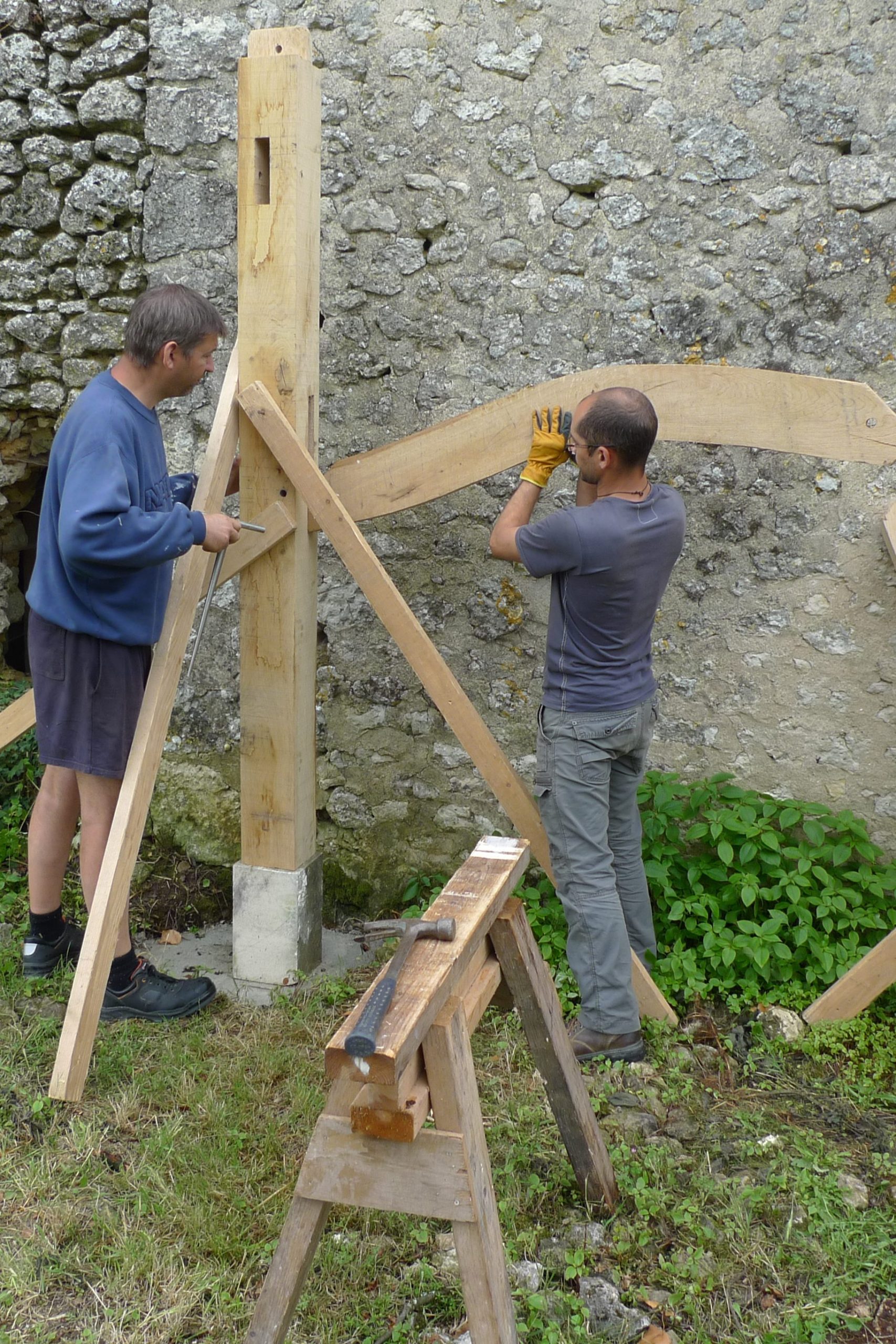 Savoir Faire et Découverte - Charpente Artisanale : Réalisez des éléments de charpente traditionnelle en bois vert