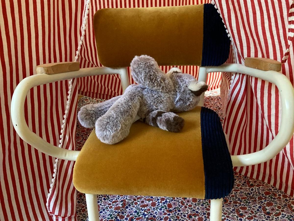 Atelier tapisserie créative : Restauration d’une chaise pour enfant