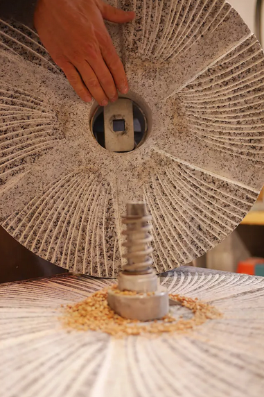 Savoir Faire et Découverte - Du grain au pain : Découvrir le métier de paysan-boulanger